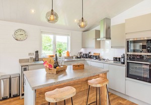 2 bedroom accommodation in Mercia Marina, Willington