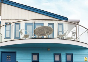 2 bedroom accommodation in Wroxham, near Norwich