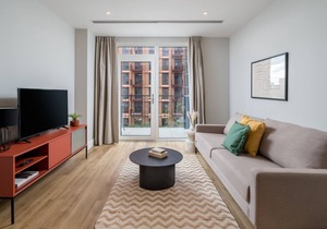 ALTIDO 1-bed flat w/terrace in Nine Elms