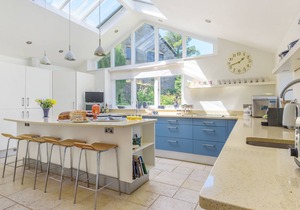 Binham Cottage is a well-appointed and generous house sleeping 11 guests