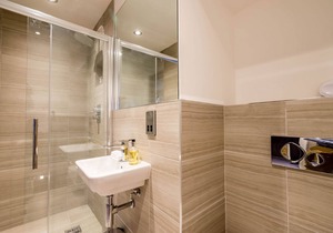 Cocoa Suites 56 - York city centre studio with parking (sleeps 2)