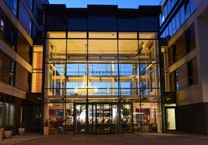 Guildford Harbour Hotel