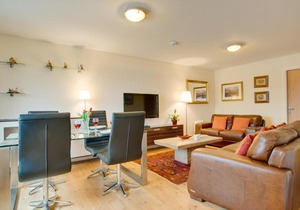 Quay Apartment
