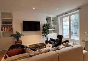Spacious & Bright 1BD Flat in Notting Hill!