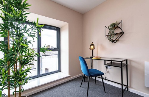 Eccles Apartment | 1-Bed Apartment | Eccles | Fast Manchester Link | MediaCity