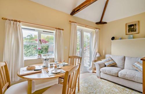 Neatishead House | 1 Bed in Barton Turf oc-s29126