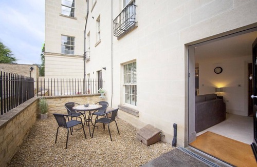 Bath Cottage | 1 Bed in Bath (oc-bhr29)