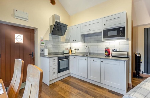Wing Cottage | 1 Bed in Brampton (oc-g34638)