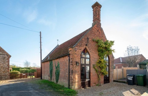 Docking Cottage | 1 Bed in Docking (oc-670)