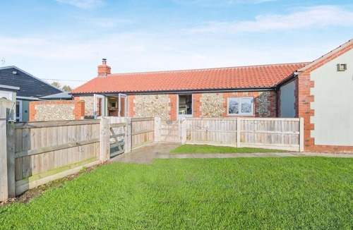 Happisburgh Cottage | 1 Bed in Happisburgh (oc-b34456)