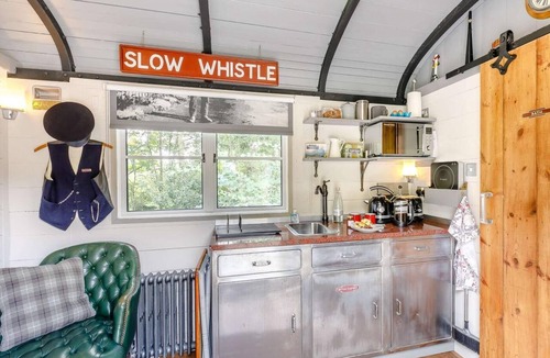 Ripley RV Rental | 1 Bed in Harrogate (oc-81300)