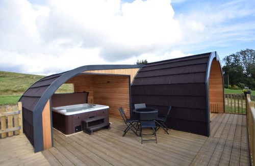 Hawick RV Rental | 1 Bed in Hawick (oc-75346)
