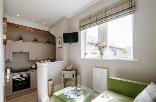 Meltham Apartment | 1 Bed in Holmfirth (oc-82194)