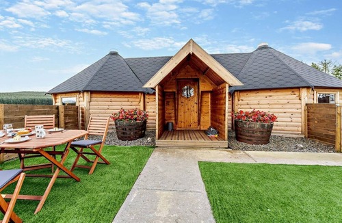 Lanark Ski Chalet | 1 Bed in Lanark (oc-91248)