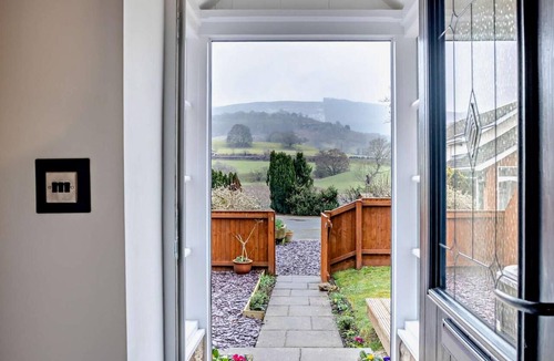 Acrefair Cottage | 1 Bed in Llangollen (oc-91040)