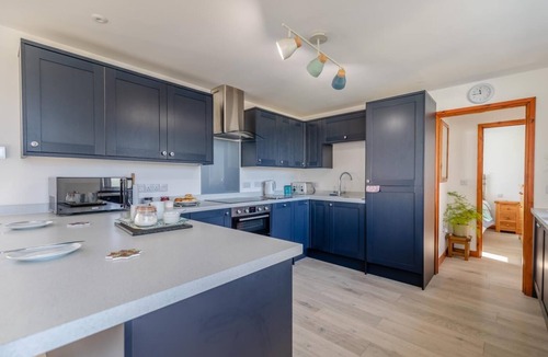Okehampton House | 1 Bed in Southcott (oc-t30813)