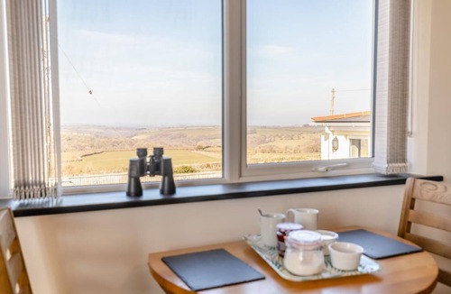 Okehampton House | 1 Bed in Southcott (oc-t30813)