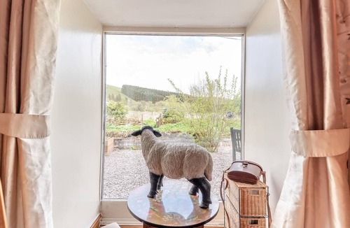 Langholm Cottage | 1 Bed in Westerkirk (oc-d42802)