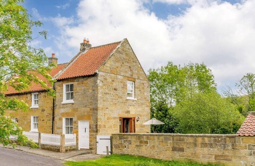 Castleton Cottage | 1 Bed in Whitby (oc-56590)