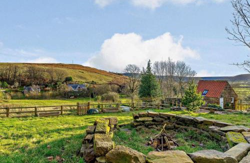 Castleton House | 1 Bed in Whitby oc-86298