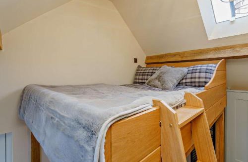Castleton House | 1 Bed in Whitby oc-86298
