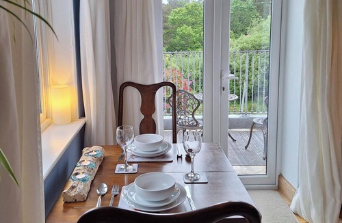 Salen House | 1 Bed Lodge - Sleeps 2 - Pets Ok - Free Parking