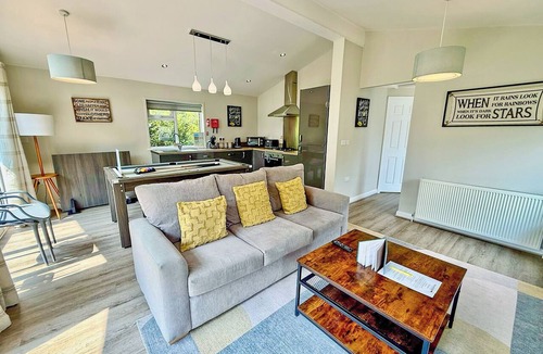 Raywell Ski Chalet | 1 bedroom accommodation in Raywell, Beverley