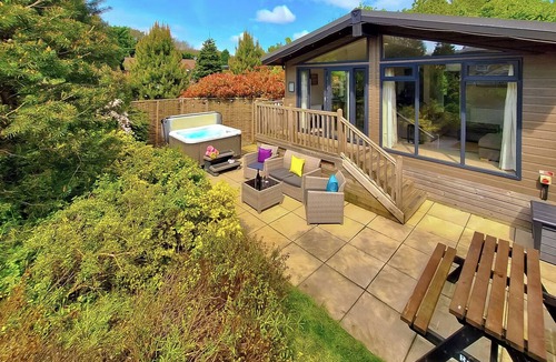 Raywell Ski Chalet | 1 bedroom accommodation in Raywell, Beverley