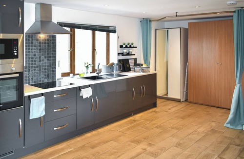 Axminster Cottage | 1 bedroom accommodation in Tytherleigh, near Axminster