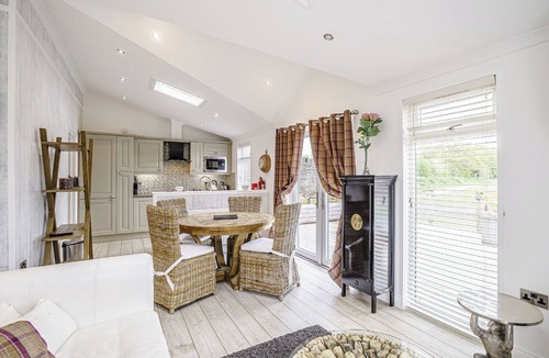 Congleton Ski Chalet | 1 bedroom accommodation in Eaton, Congleton