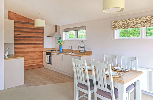Thorne Ski Chalet | 1 bedroom accommodation in Doncaster, South Yorkshire