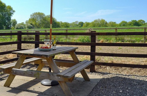Easterside House | 1 bedroom accommodation in Nawton, near Helmsley