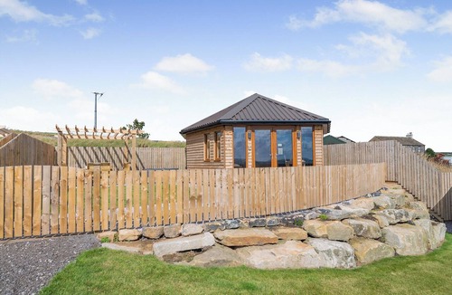Sowerby Bridge Ski Chalet | 1 bedroom accommodation in Ripponden