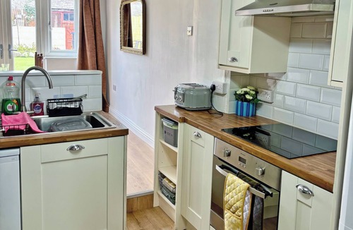Rhuddlan Cottage | 1 bedroom accommodation in Rhuddlan