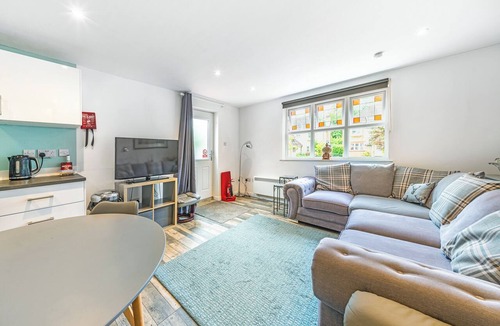 Peebles Apartment | 1 bedroom accommodation in Peebles