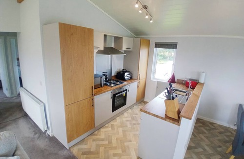 Llansantffraed Ski Chalet | 1 bedroom accommodation in Llanon