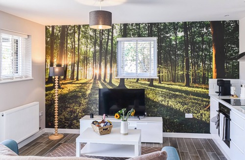 Aylburton Cottage | 1 bedroom accommodation in Lydney, Forest of dean