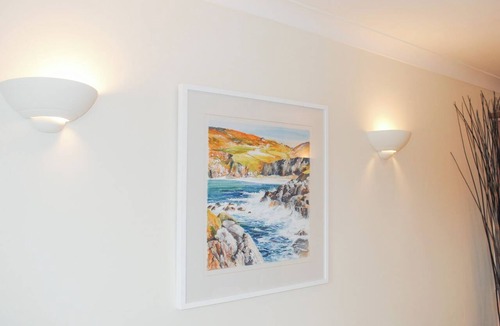 Kingsbridge Cottage | 1 CRABSHELL QUAY, family friendly, with a garden in Kingsbridge