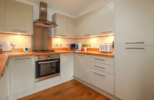 Looe Cabin | 10 Water's Edge Lanreath Rural