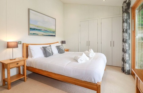 Looe Cabin | 10 Water's Edge Lanreath Rural