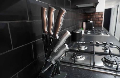 Cathays House | 10BR 4-Bath Home – Perfect for Large Groups.