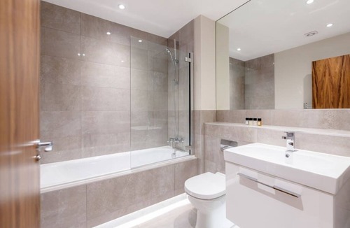 Reigate Apartment | 11 Trinity House - 2 bedroom apartment