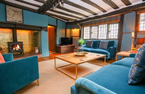 City Centre Cottage | 130 m² Cottage ∙ 3 bedrooms ∙ 6 guests