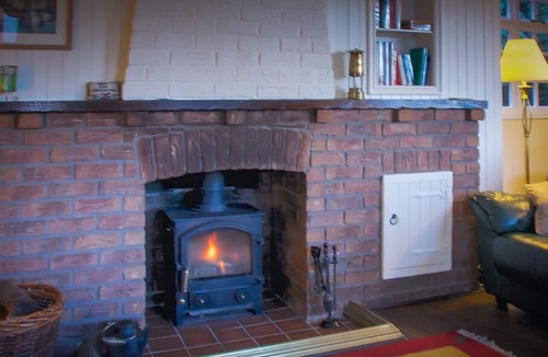 Castleton Cottage | 17th Century Cliffe Cottage in a spectacular location