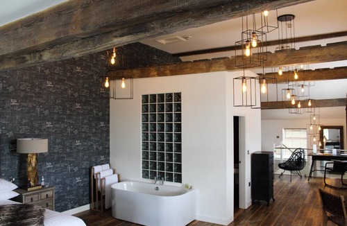 Clitheroe Hotel | 1823 Spinning Block