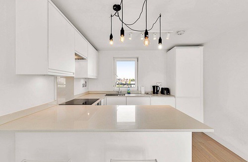 Churchill Apartment | 2-Bed, 2-Bath Third Floor Flat