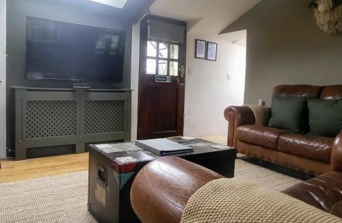 Redruth House | 2 bed barn on smallholding