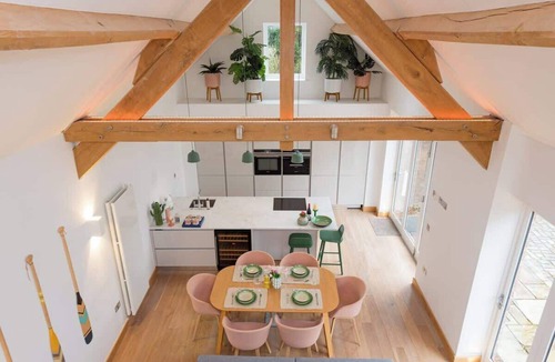 Grimley House | 2 Bed Converted Barn
