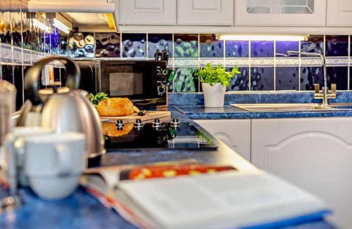 Camelford Cottage | 2 Bed in Advent (oc-s6025)