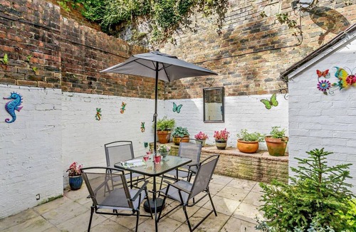 Ashbourne Cottage | 2 Bed in Ashbourne (oc-85571)
